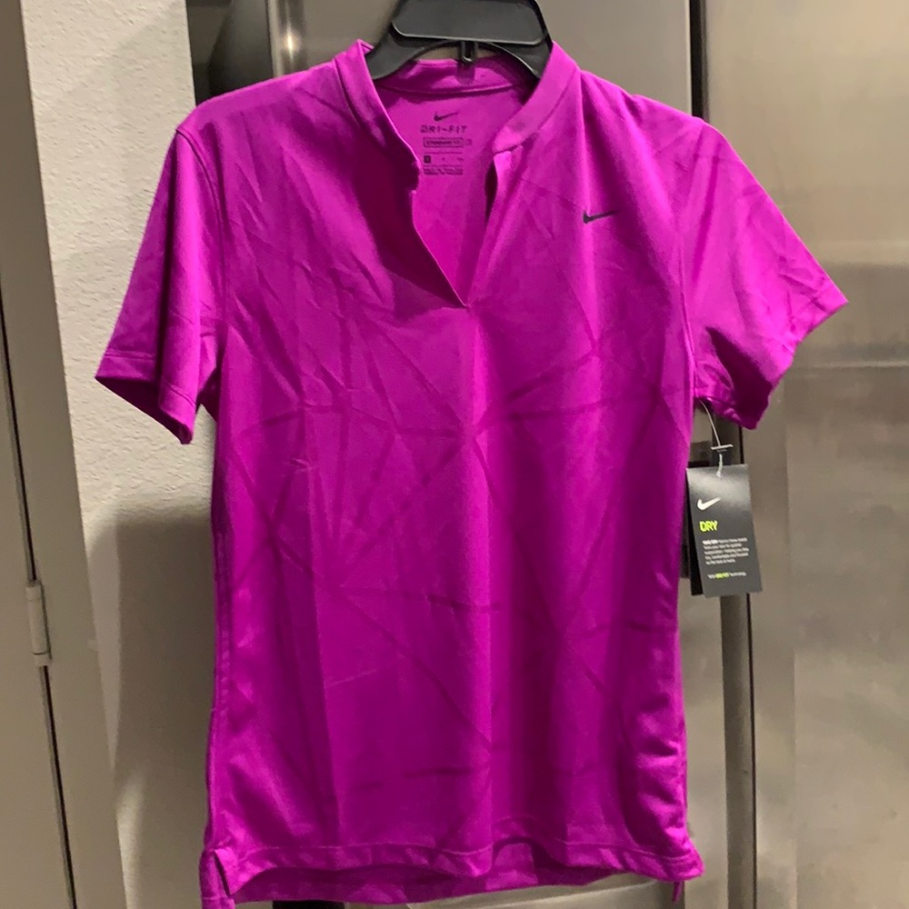 Brand New Nike dri-fit shirt
